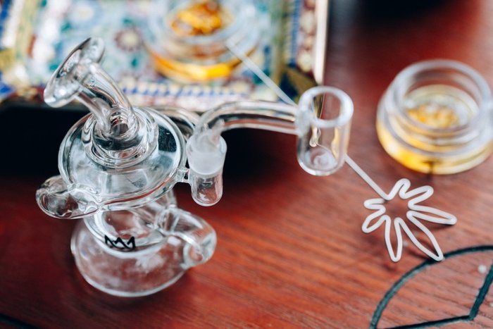 DABBING TOOLS GUIDE: CHOOSING THE RIGHT QUARTZ BANGER,BONG,ENAIL...